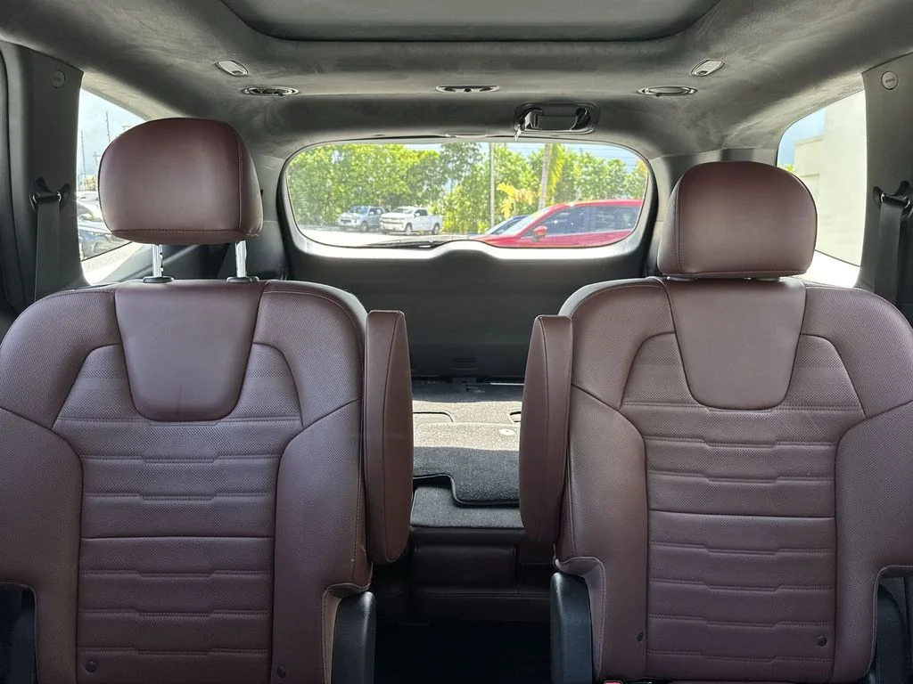 Used 2023 Gray Kia SX-Prestige image 18