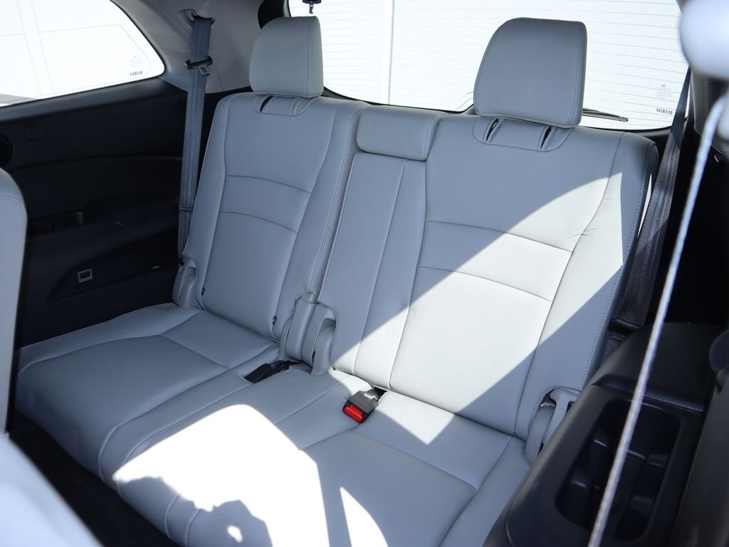 2017 Honda Pilot EX-L - Photo 11
