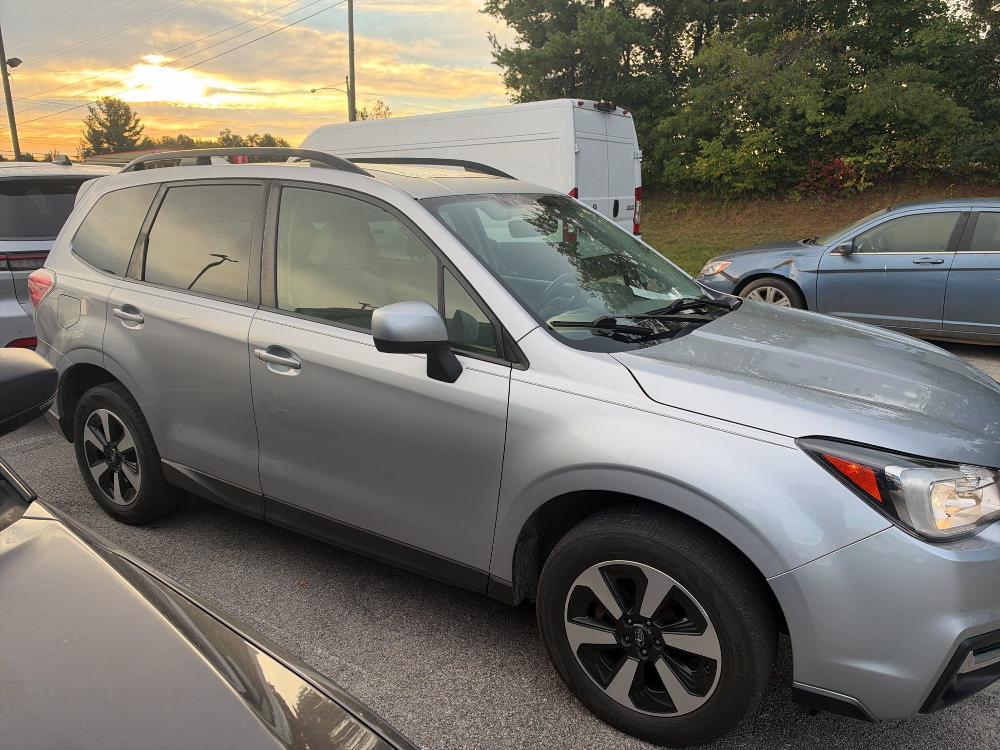 Used 2018 Ice Silver Metallic Subaru Premium image 4