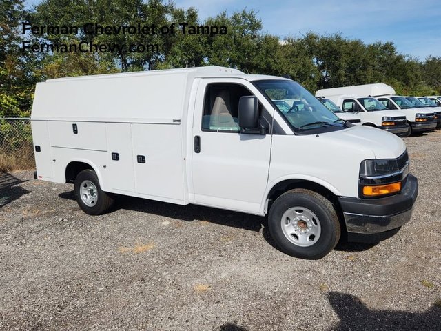 2025 Chevrolet Express Cutaway 3500 1WT