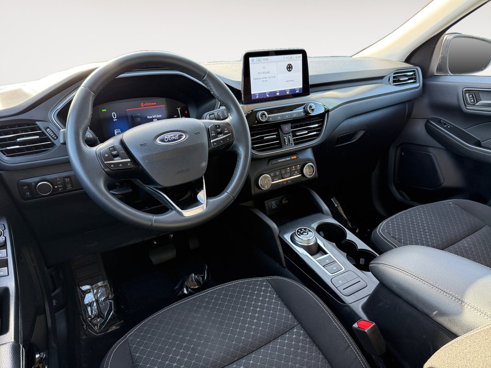 Used 2023 Silver Metallic Ford Active image 15