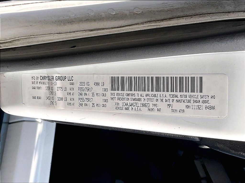 Used 2014 White Jeep Sport image 29