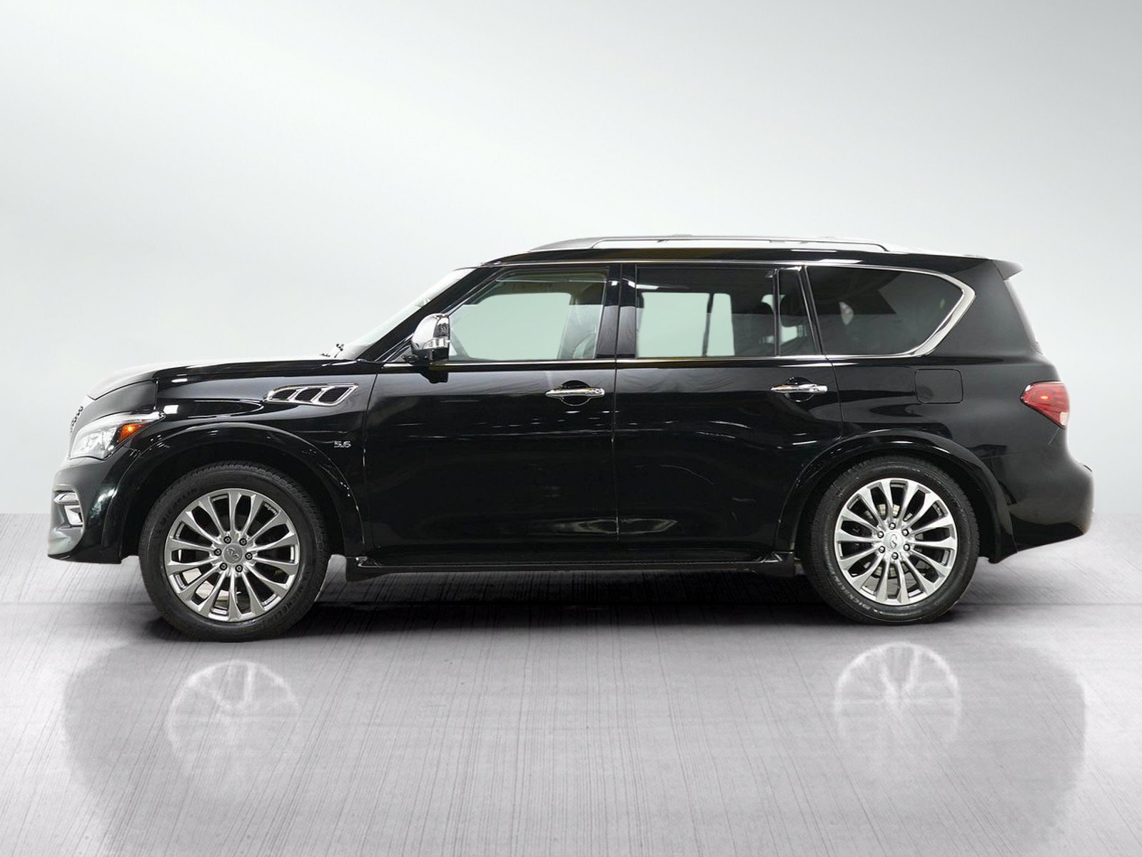 Used 2016 INFINITI QX80 Base with VIN JN8AZ2NE7G9122813 for sale in Burnsville, Minnesota