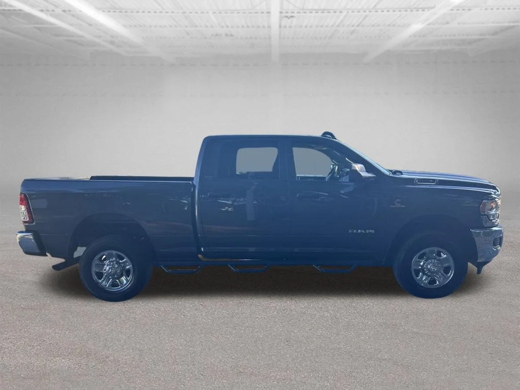 Used 2019 Gray Ram Tradesman image 7