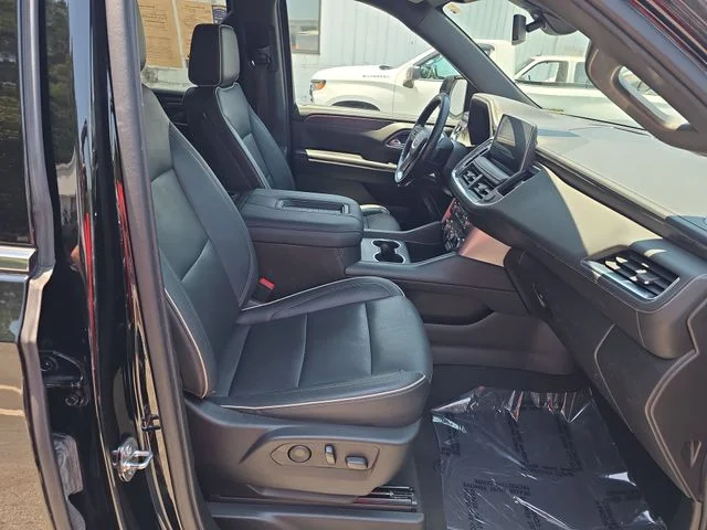 Used 2021 Black GMC SLT image 11