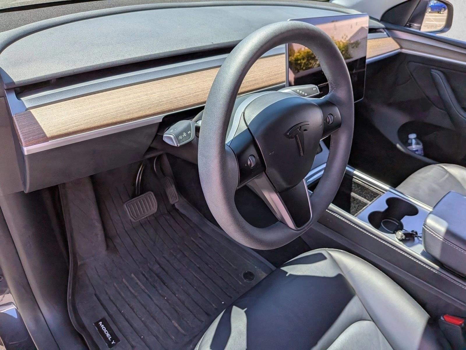 Used 2024 Stealth Grey Tesla Long Range image 9