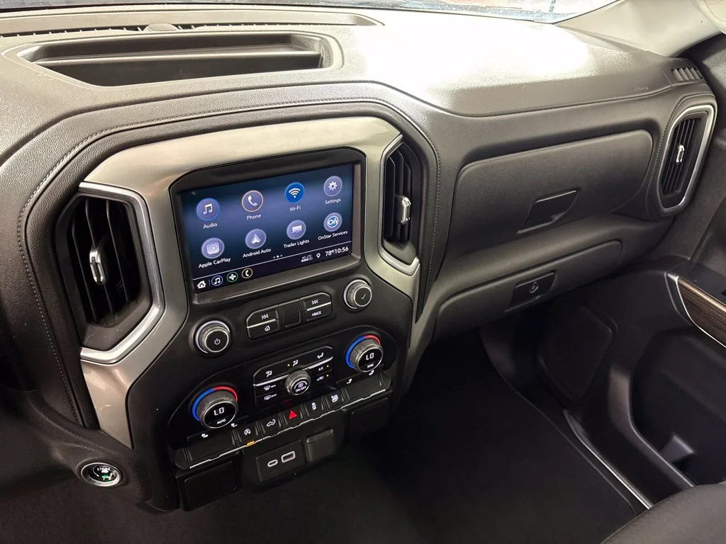 Used 2021 Red Chevrolet LT image 39