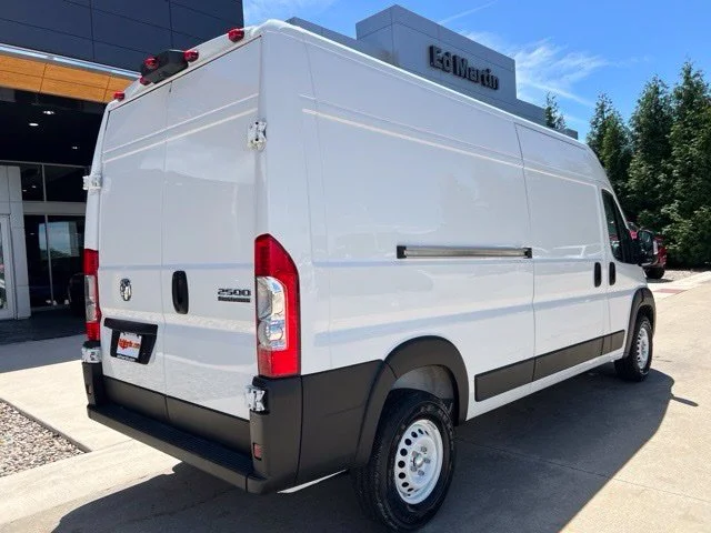 Used 2025 White Ram High Roof image 3