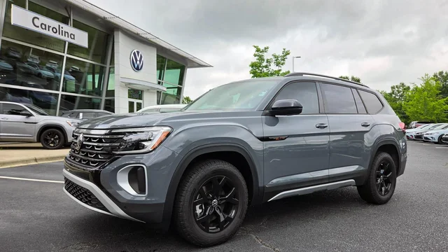2026 Volkswagen Atlas 2.0T Peak Edition