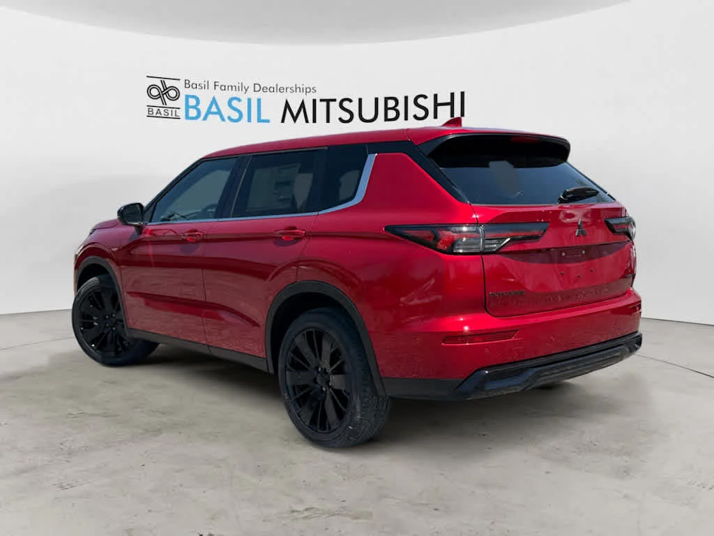 New 2026 Red Diamond Mitsubishi LE 1.5T S-AWC image 5