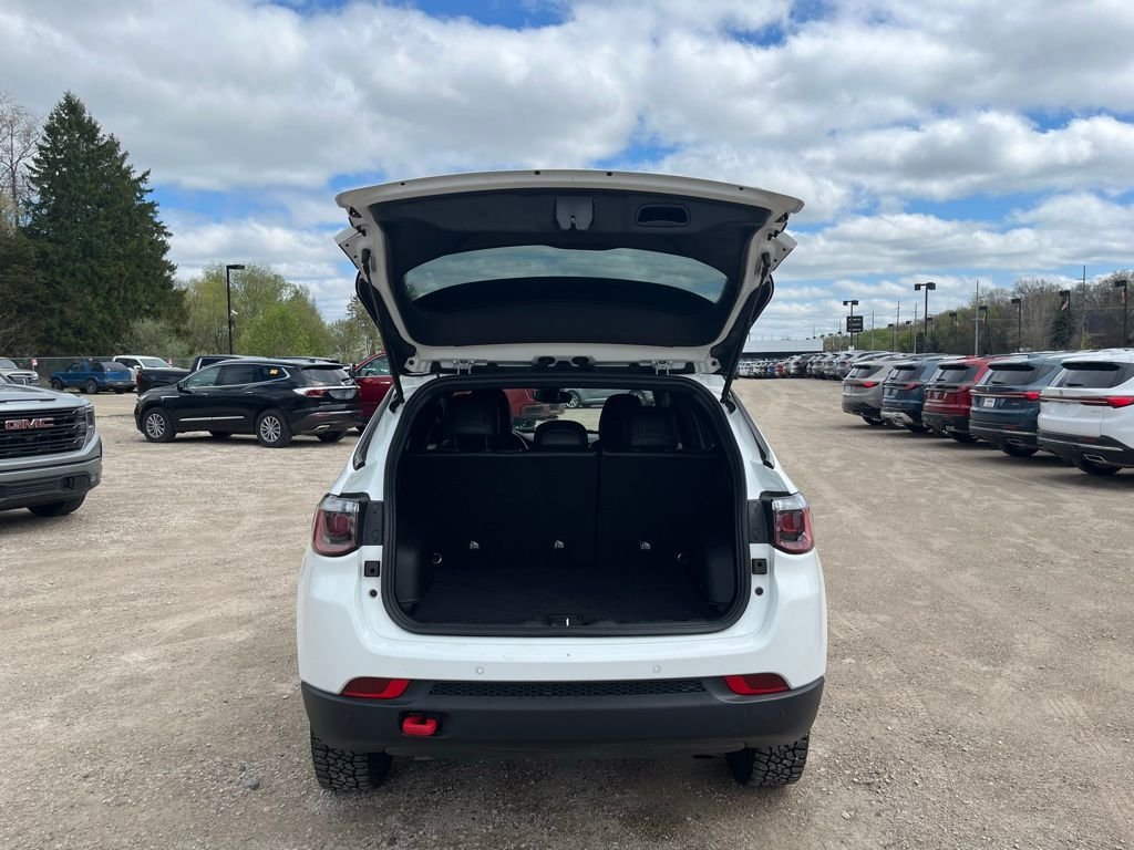 Used 2025 Bright White Clearcoat Jeep Trailhawk image 8