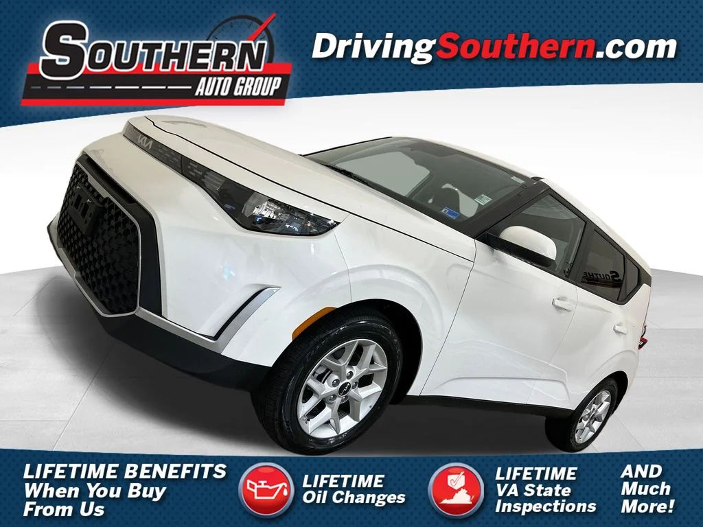 Used 2025 White Kia LX image 1