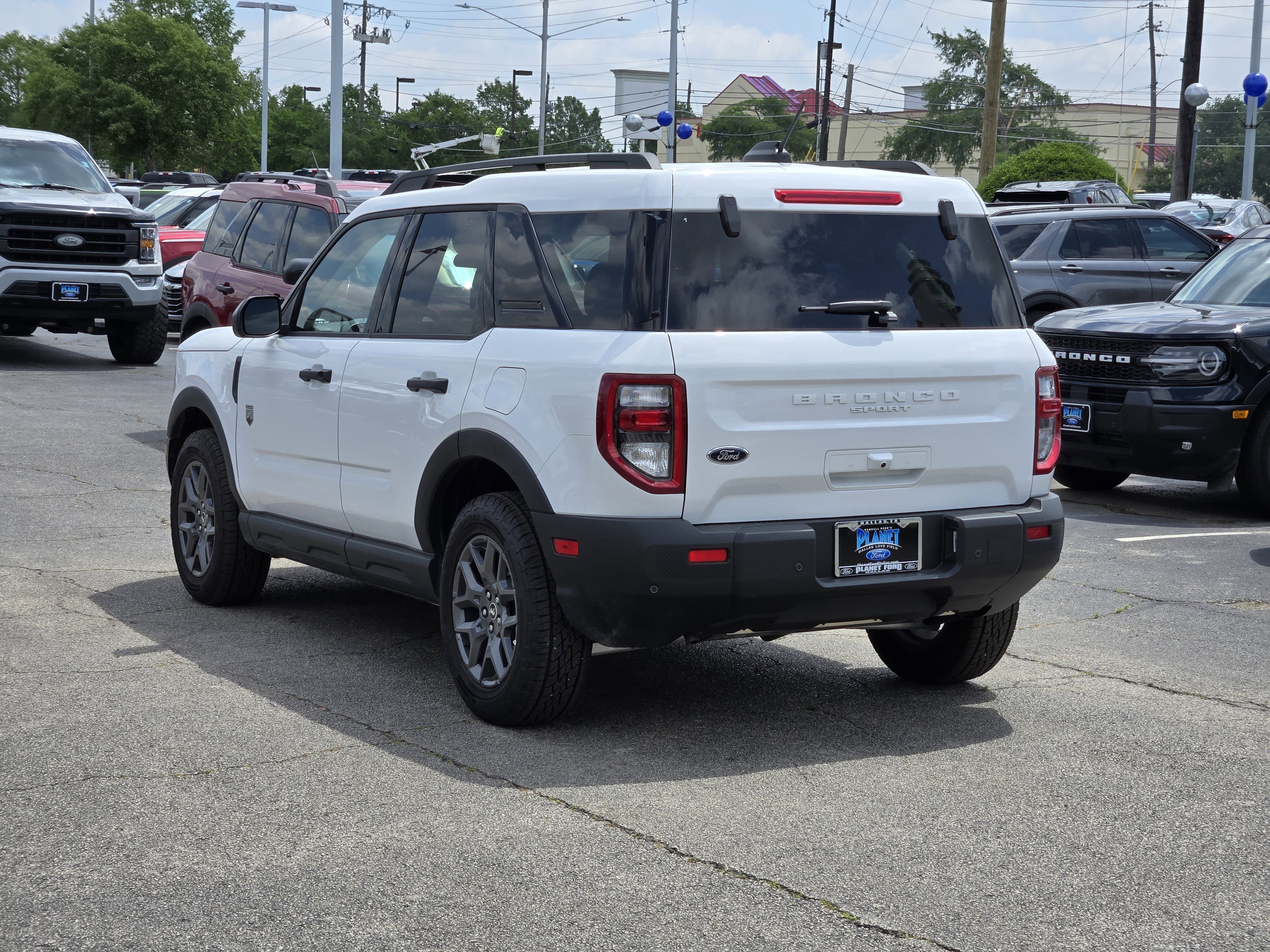 New 2025 Oxford White Ford Big Bend image 3