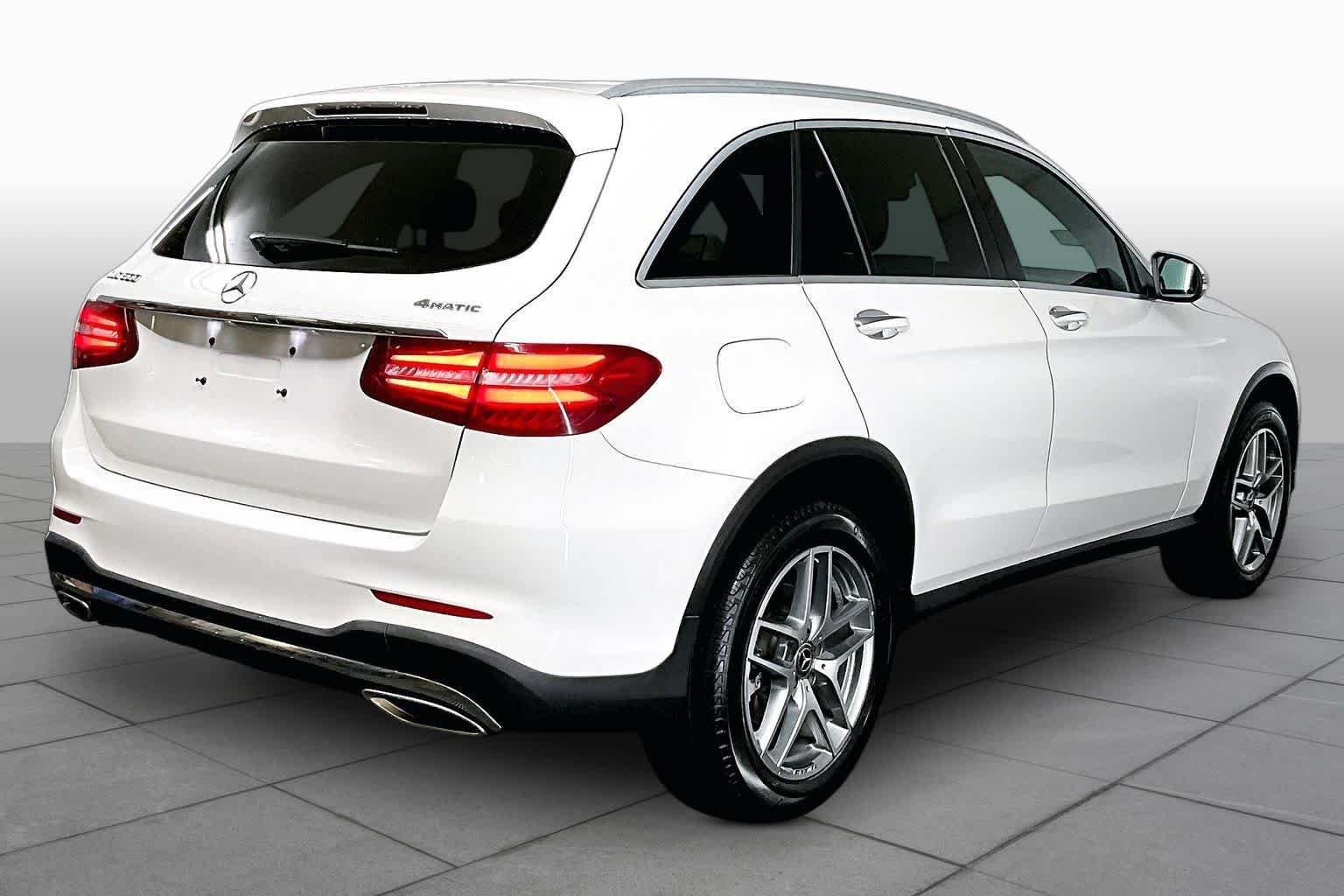 Used 2017 Polar White Mercedes-Benz GLC 300 image 13