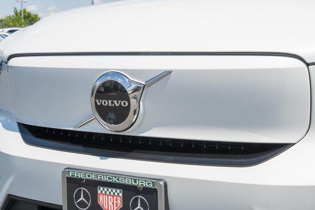 Used 2023 Crystal White Volvo Ultimate image 12