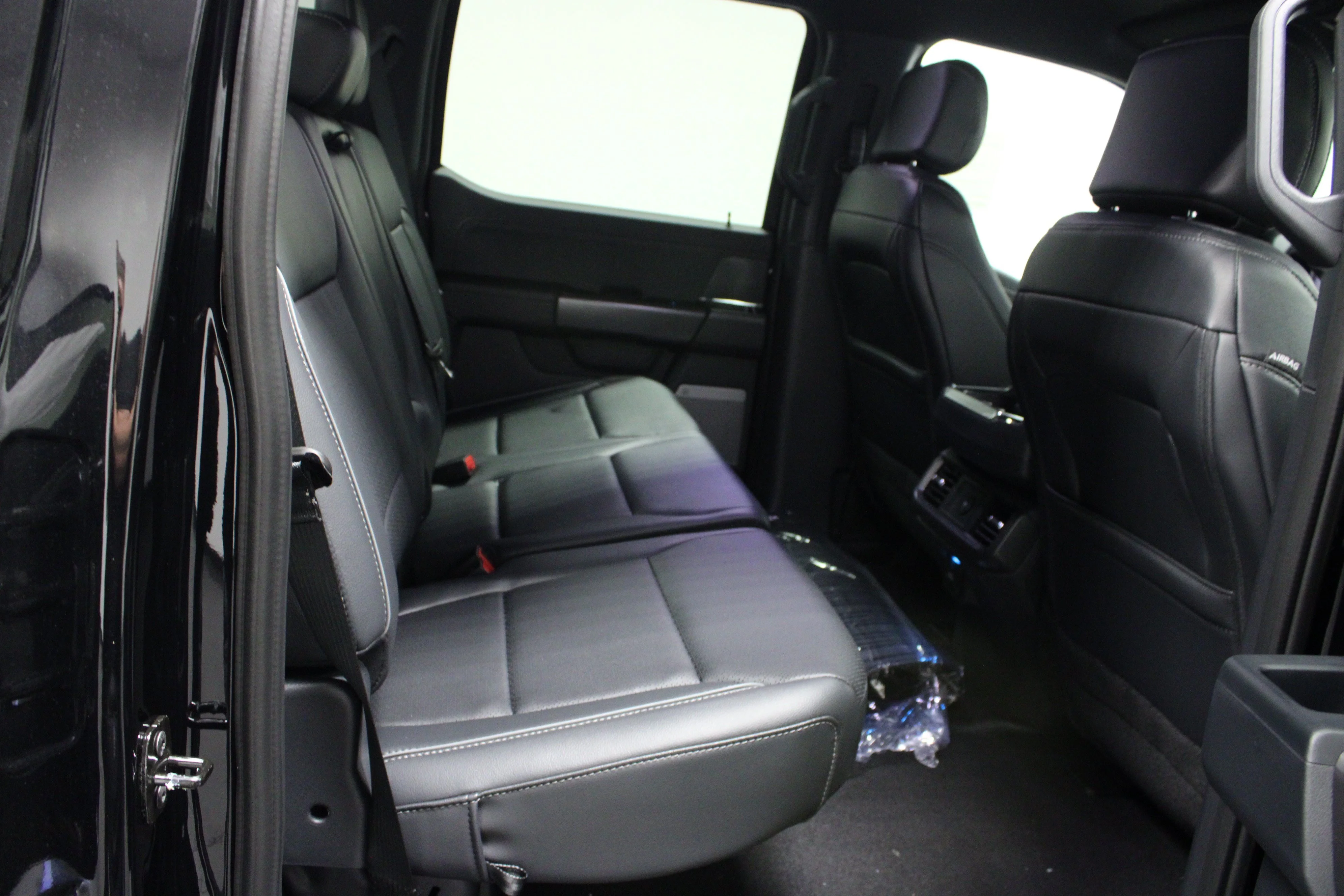 New 2026 Agate Black Metallic Ford Lariat® image 12
