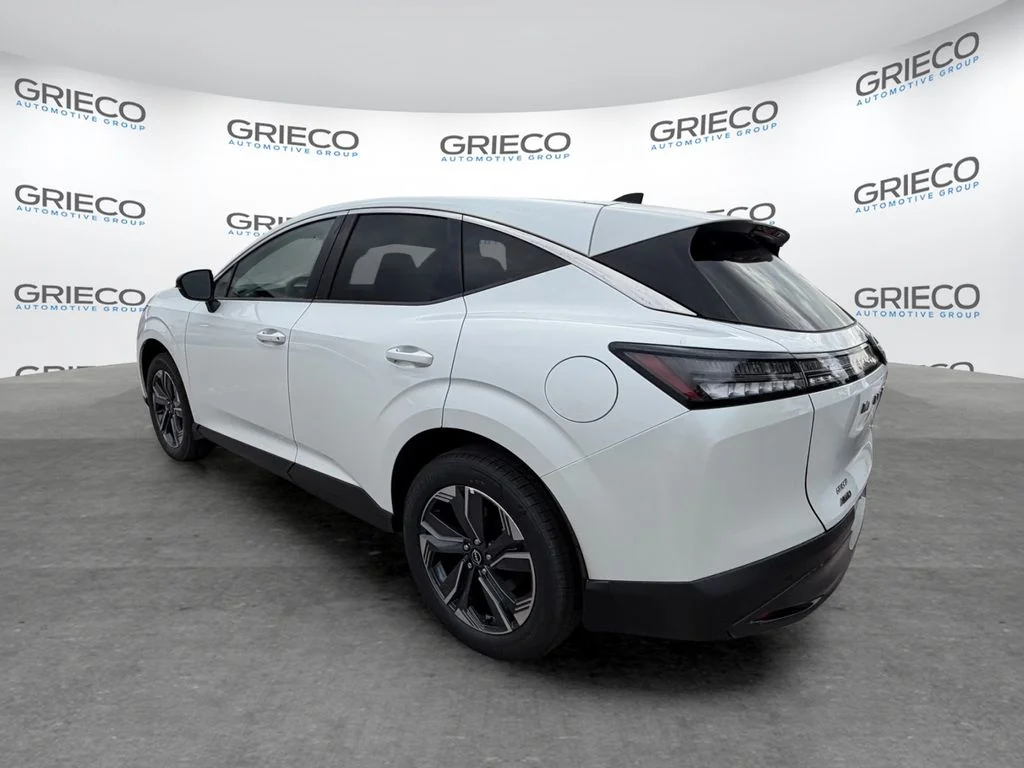 New 2026 Everest White Pearl TriCoat Nissan SL image 6