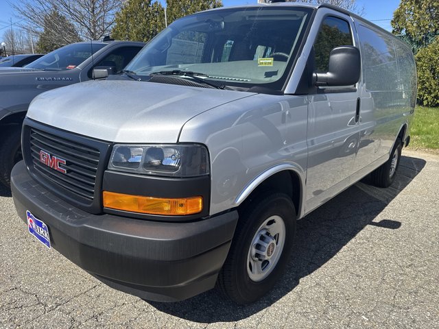 2025 GMC Savana Cargo Work Van
