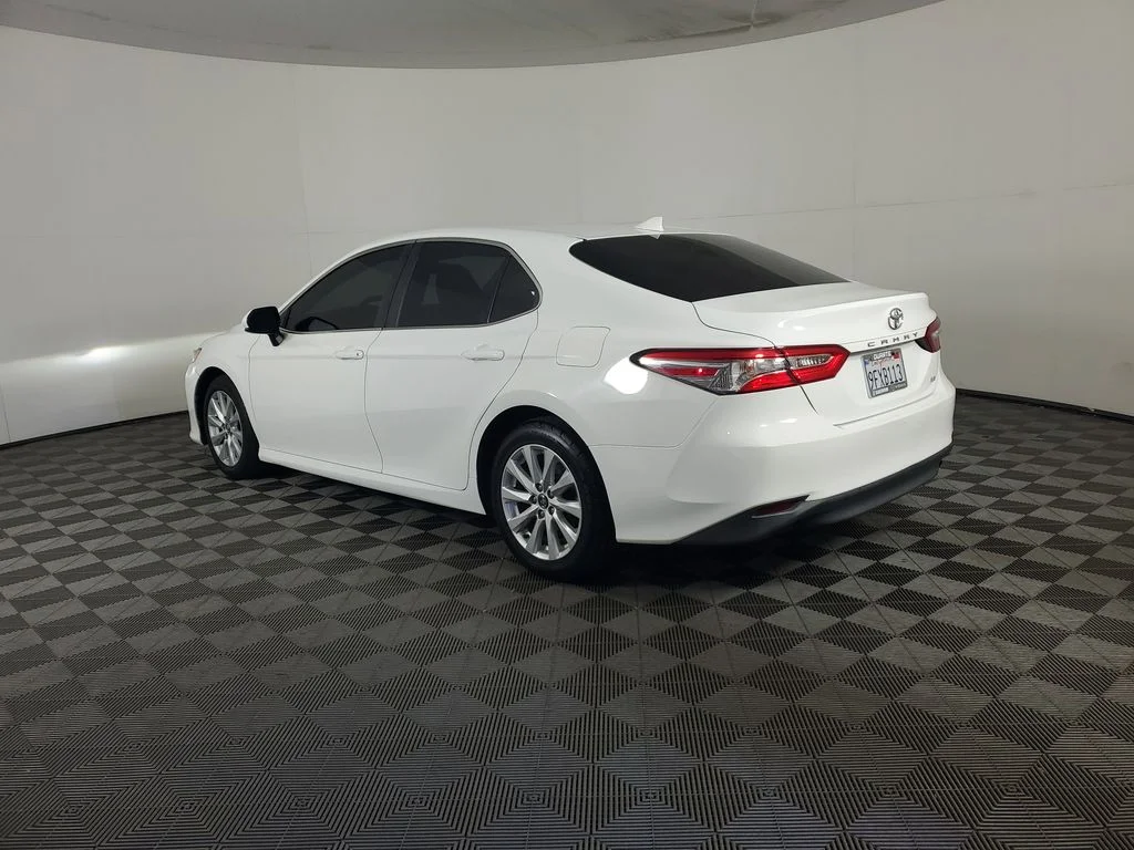 Used 2020 White Toyota LE image 6