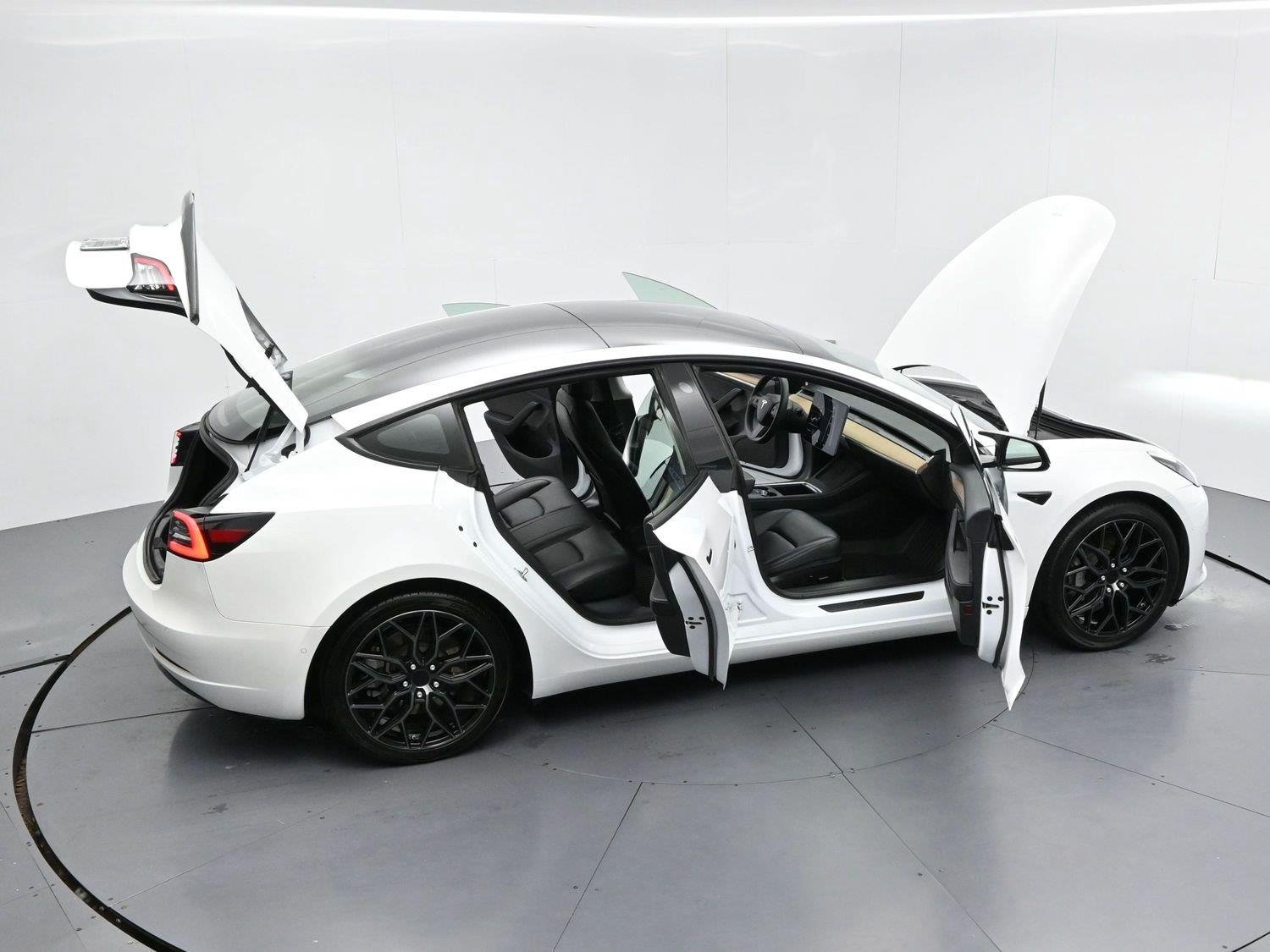 Used 2021 Pearl White Multi-coat Tesla Standard Range Plus image 32