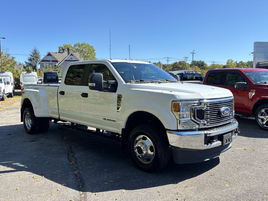Used 2022 White Ford XL image 3