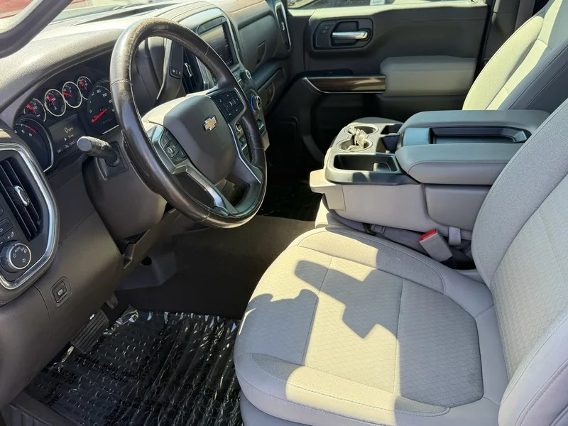 Used 2020 SUMMIT WHITE Chevrolet LT image 15