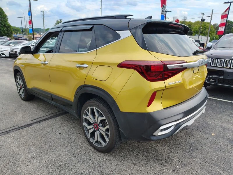 Used 2022 Yellow Kia SX image 6