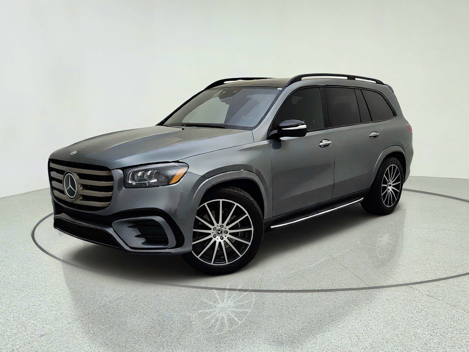 Used 2024 Selenite Grey Metallic Mercedes-Benz GLS 580 image 1