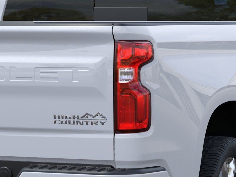 New 2026 Polar White Tricoat Chevrolet High Country image 12