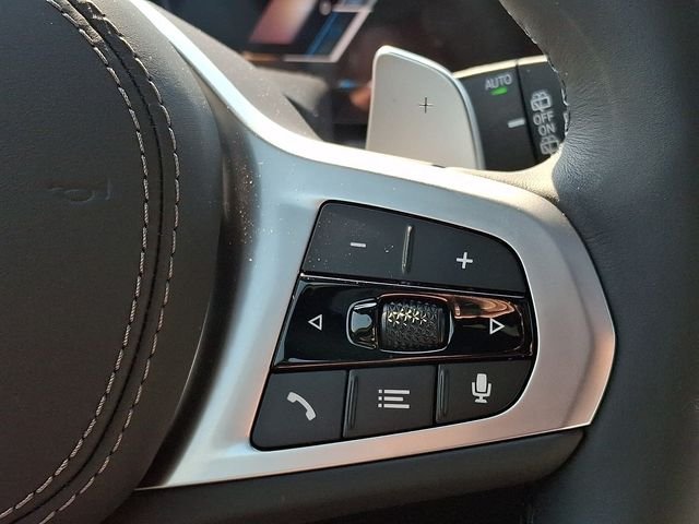 New 2026 Black Sapphire Metallic BMW xDrive40i image 18