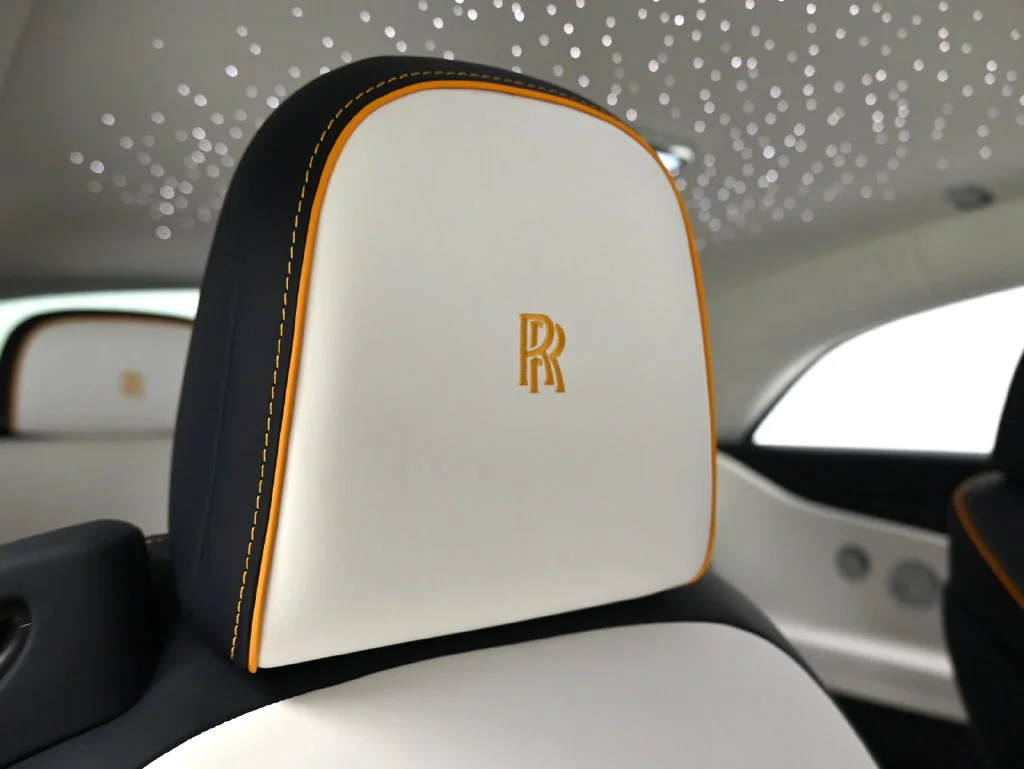 New 2027 Midnight Sapphire Rolls-Royce  image 18