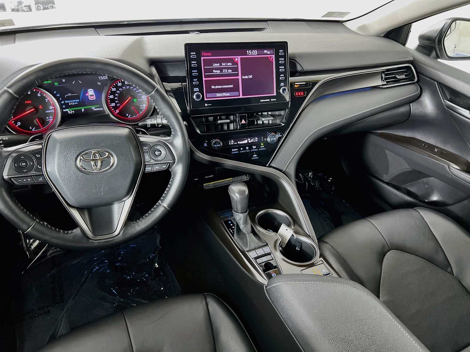 Used 2021 Wind Chill Pearl Toyota XSE image 23