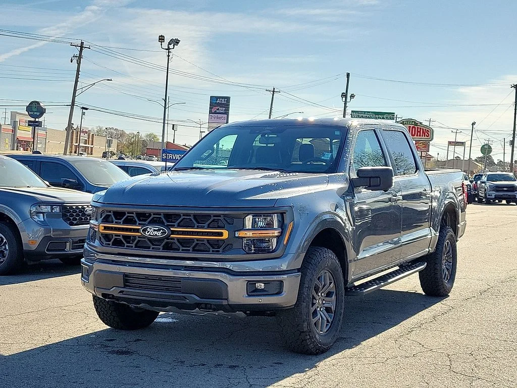 New 2026 Carbonized Gray Metallic Ford Tremor® image 2
