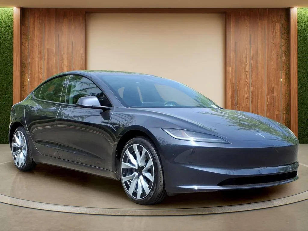 2025 Tesla Model 3 Long Range's photo
