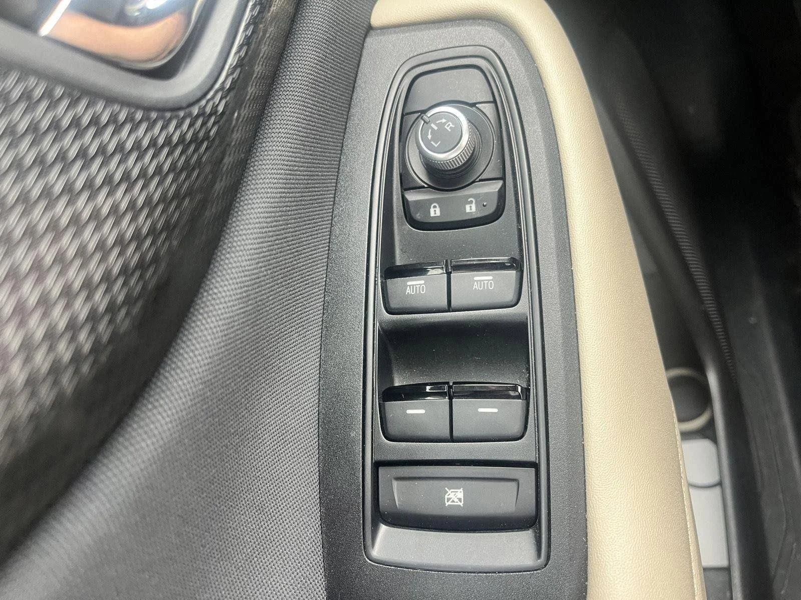 Used 2025 Autumn Green Metallic Subaru Premium image 54