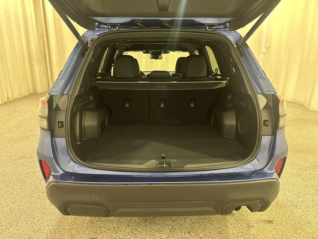 New 2026 Daybreak Blue Pearl Subaru Touring image 17
