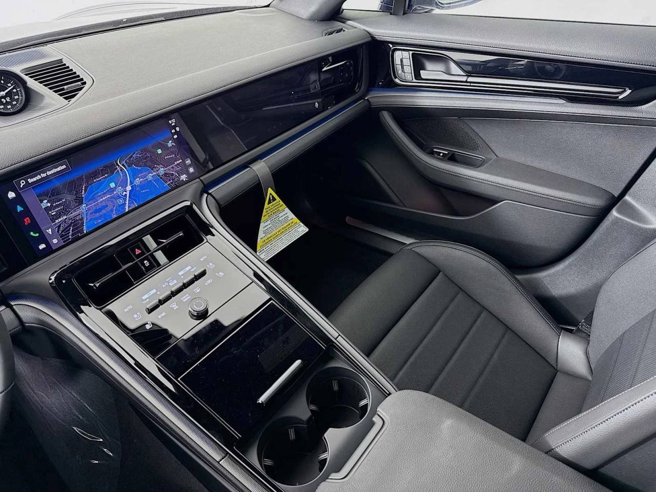 2026 Porsche Panamera 4 E-Hybrid - Photo 26