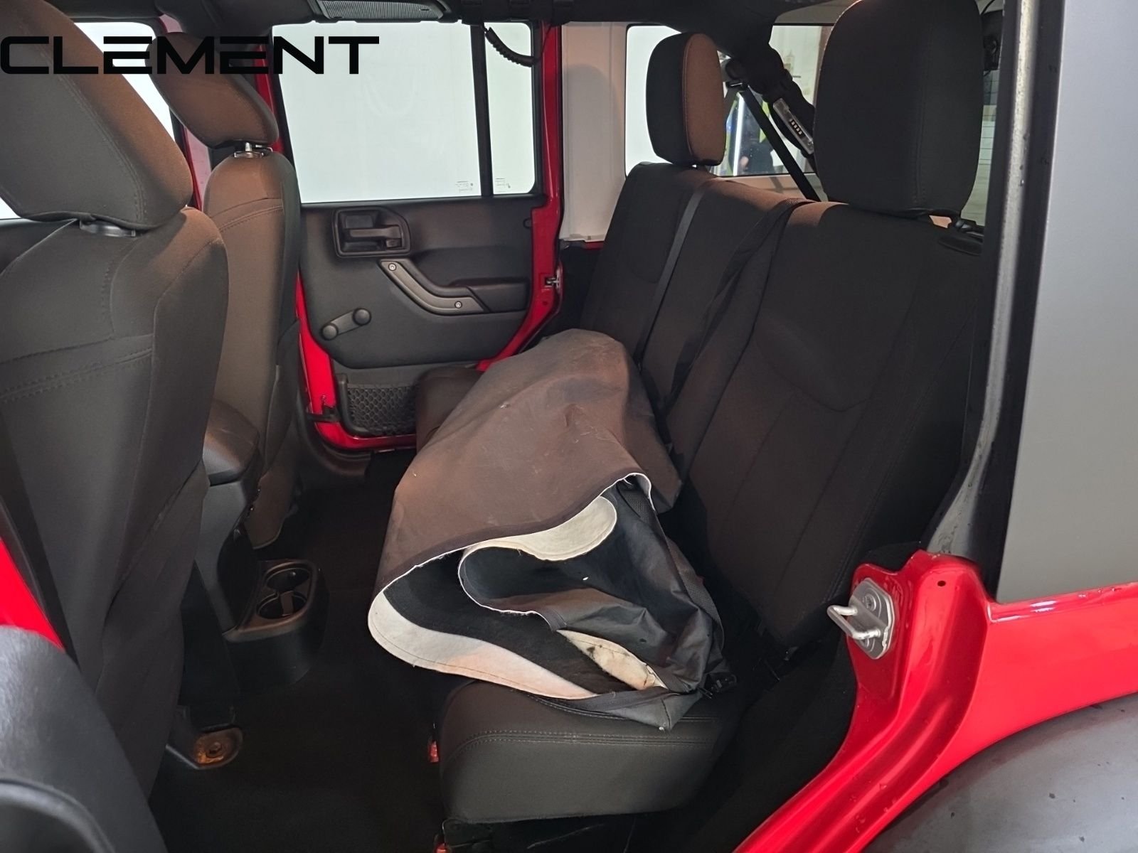 2017 Jeep Wrangler Unlimited Sport - Photo 23