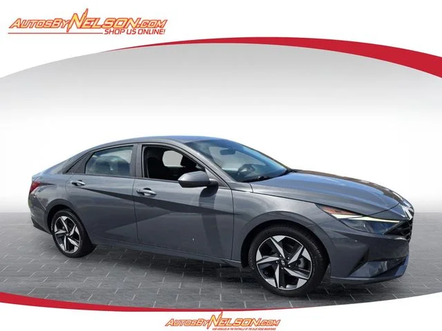 Used 2023 Gray Hyundai SEL image 1