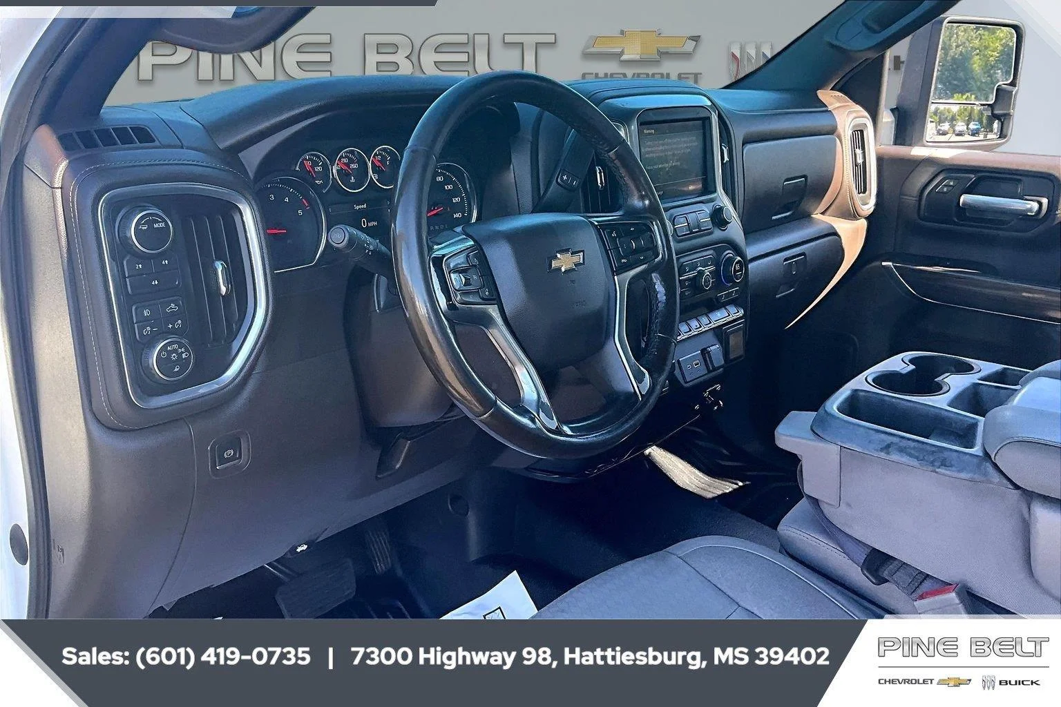 Used 2021 SUMMIT WHITE Chevrolet LT image 13