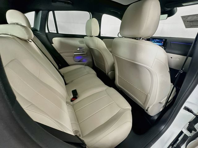 New 2026 Polar White Mercedes-Benz GLA 250 image 58