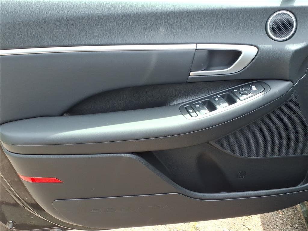 New 2026 Abyss Black Pearl Hyundai SEL Sport image 12