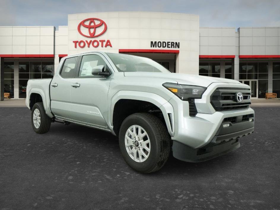 New 2026 Celestial Silver M Toyota SR5 image 6