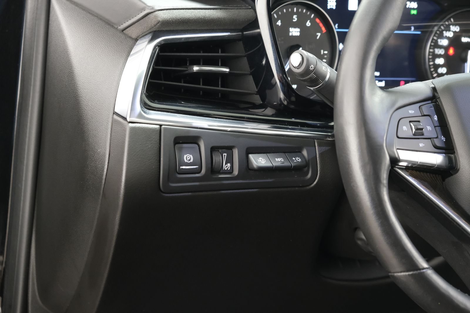 Used 2020 Stellar Black Metallic Cadillac Sport image 28