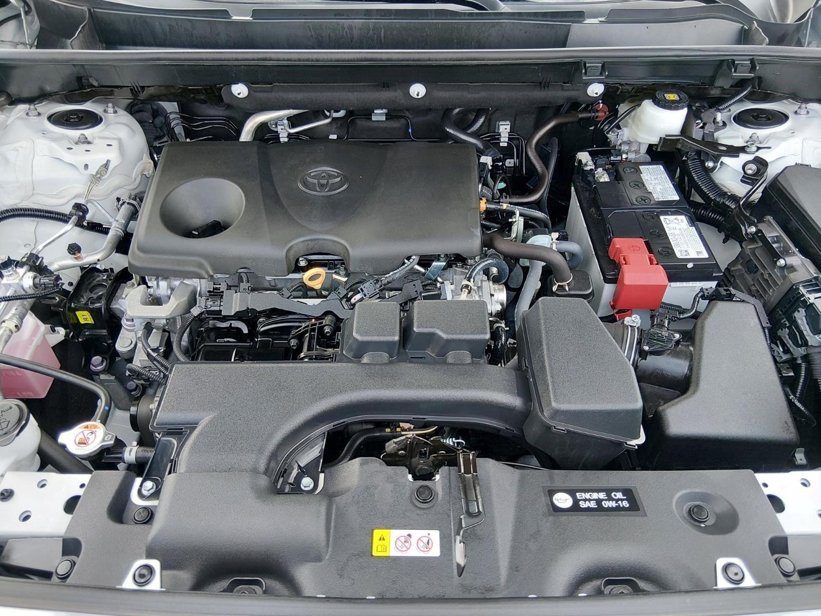 Used 2025 Ice Cap Toyota LE image 14