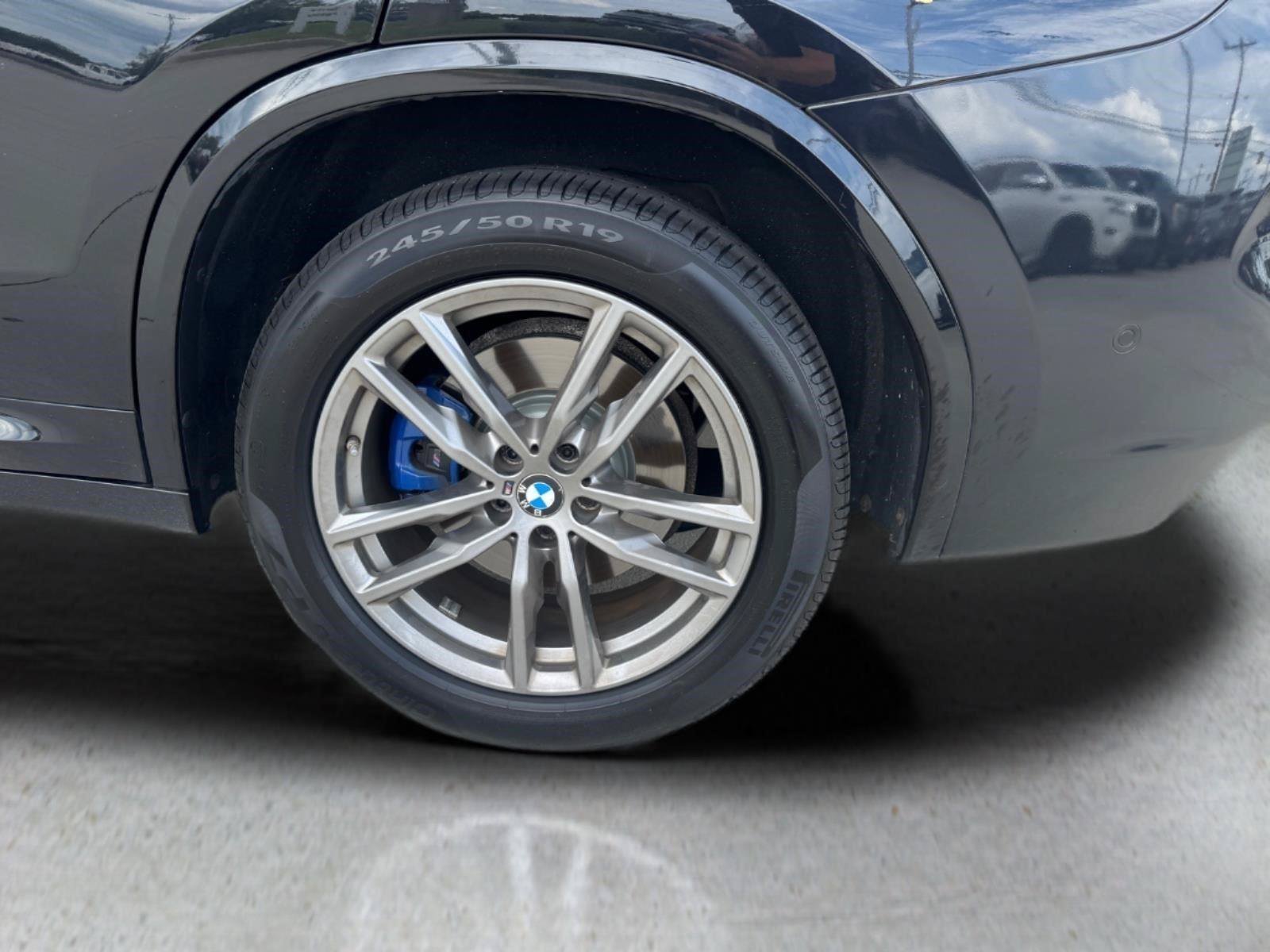 Used 2019 Black Sapphire Metallic BMW M40i image 5
