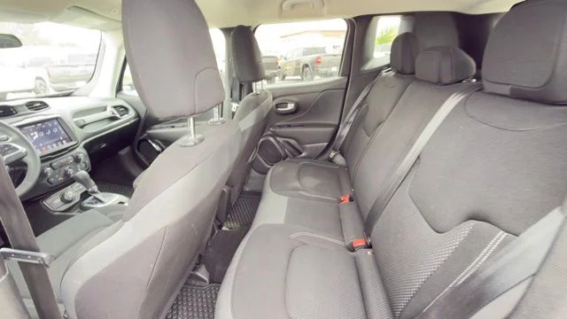 Certified Used 2023 Blue Jeep Altitude image 25