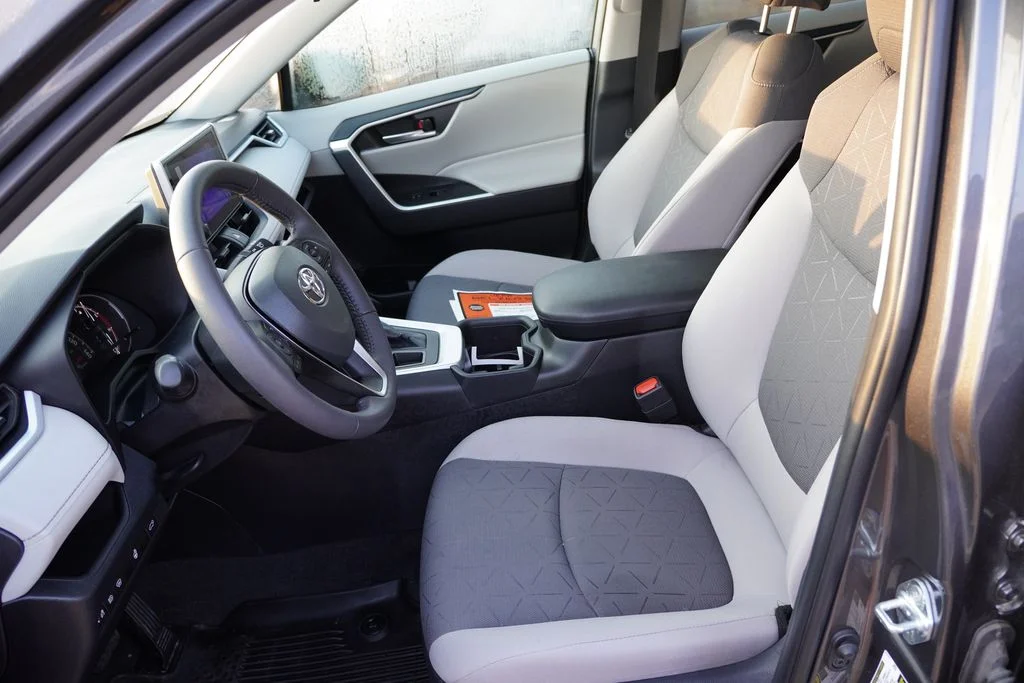 Used 2023 Magnetic Gray Metallic Toyota XLE image 4