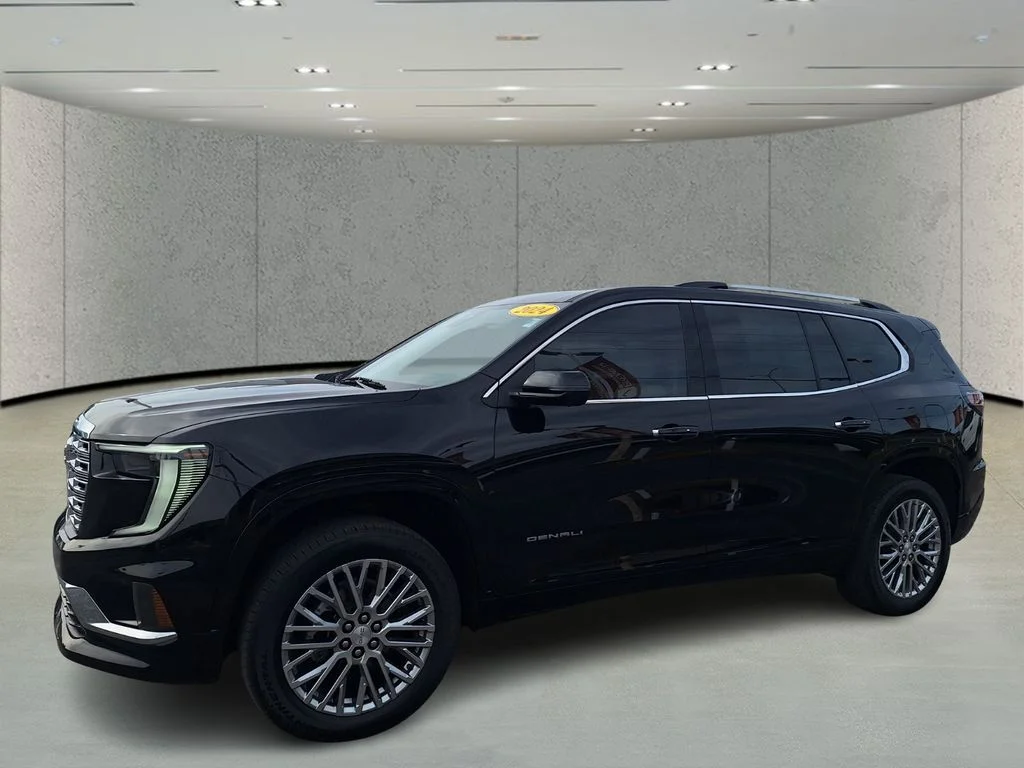2024 GMC Acadia Denali FWD's photo
