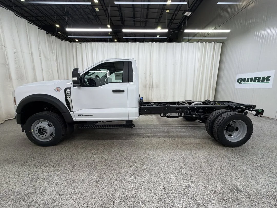 New 2026 Oxford White Ford F-550® XL image 6